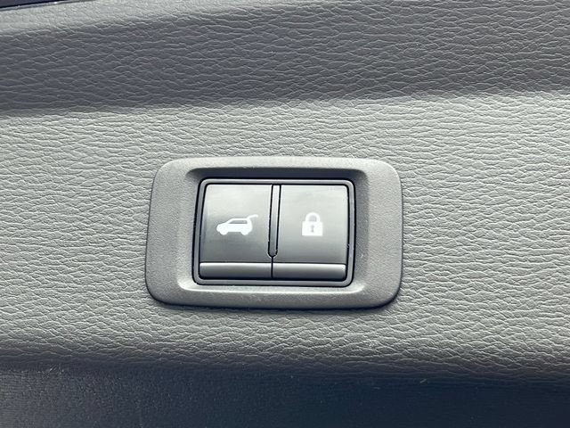 Used 2024 Mitsubishi Outlander SEL AWD/4WD image 46