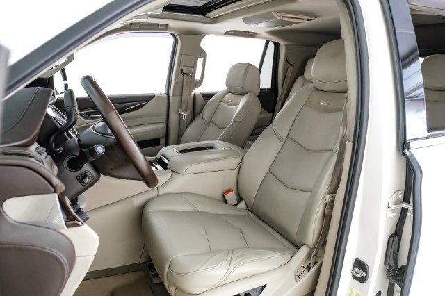 Used 2015 Cadillac Escalade Premium AWD/4WD image 38