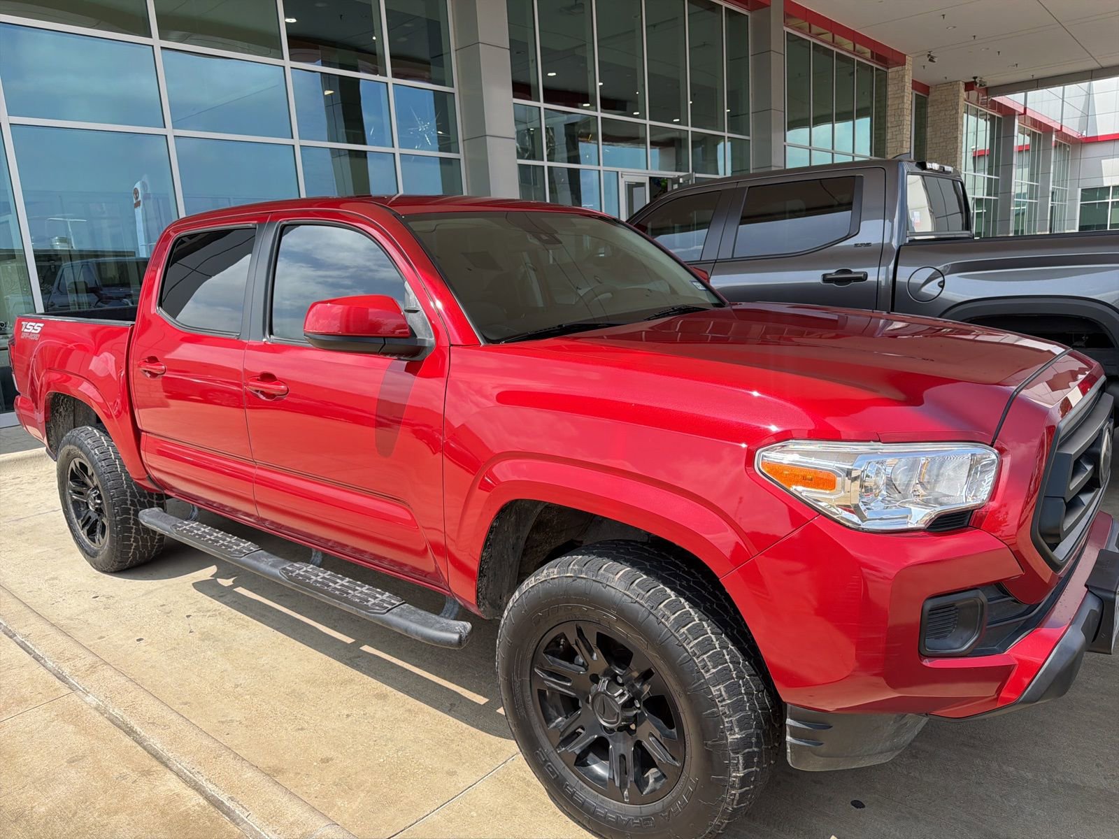 Used 2021 Toyota Tacoma SR w/ SR Convenience Package RWD image 21