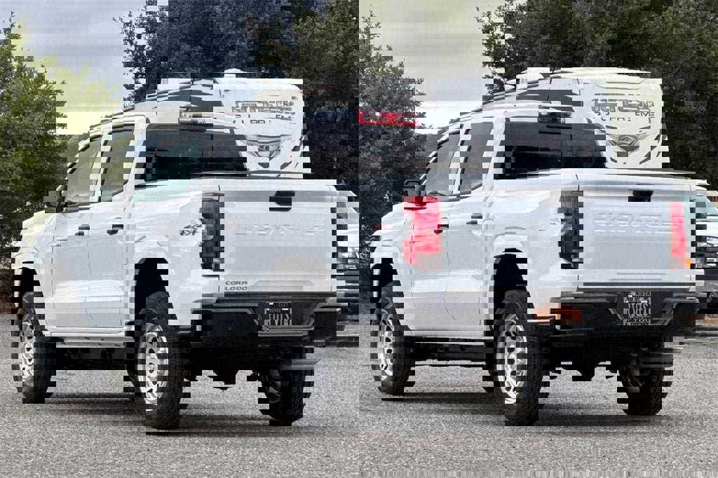 New 2026 Chevrolet Colorado W/T w/ WT Convenience Package II image 6