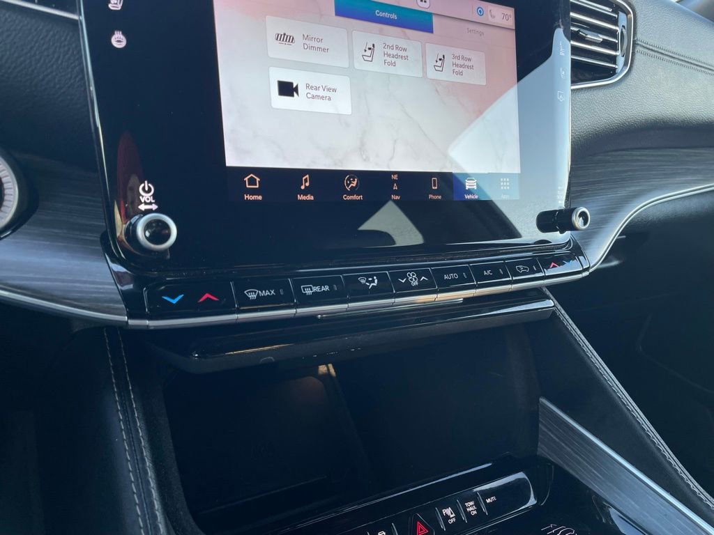 Used 2024 Jeep Wagoneer Series III image 18