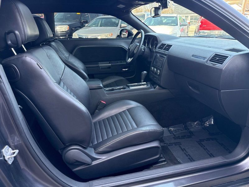 Used 2013 Dodge Challenger R/T image 15