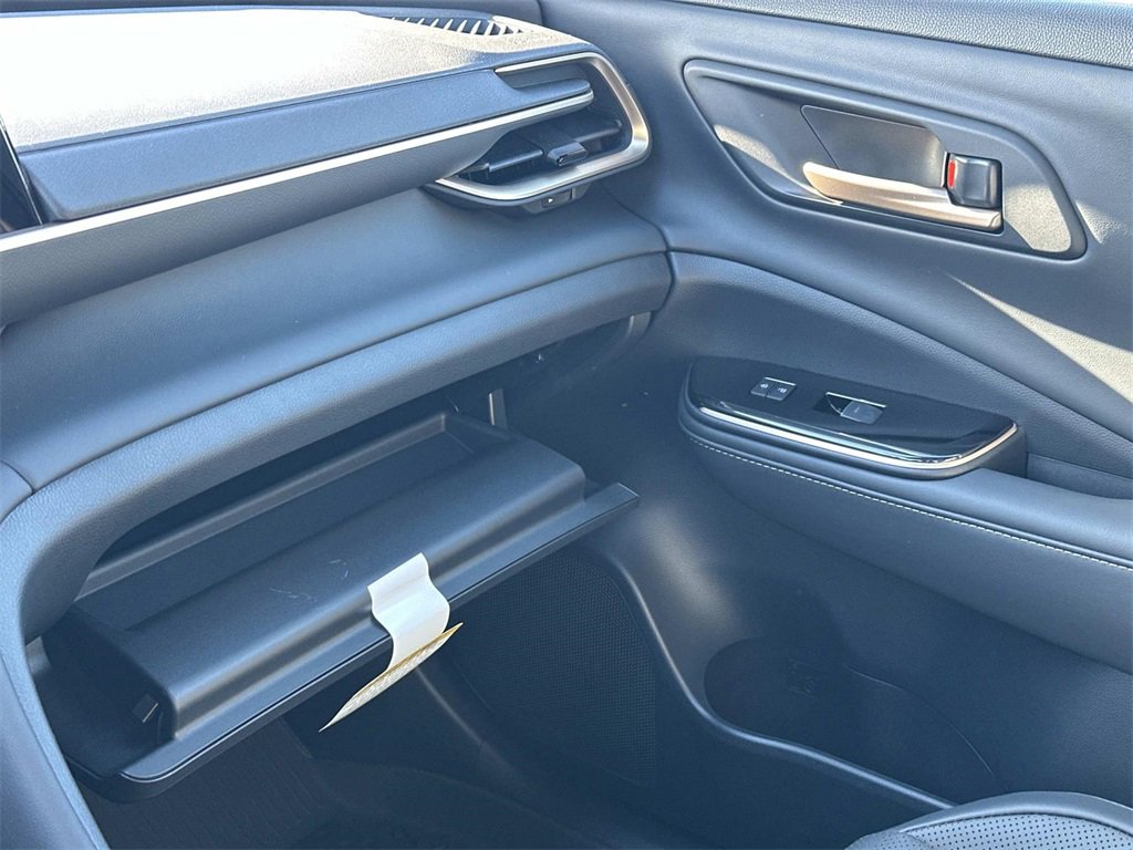 New 2026 Toyota Crown Platinum image 33