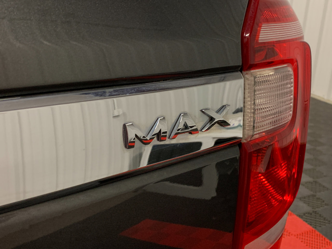 Used 2020 Ford Expedition Max XLT image 21