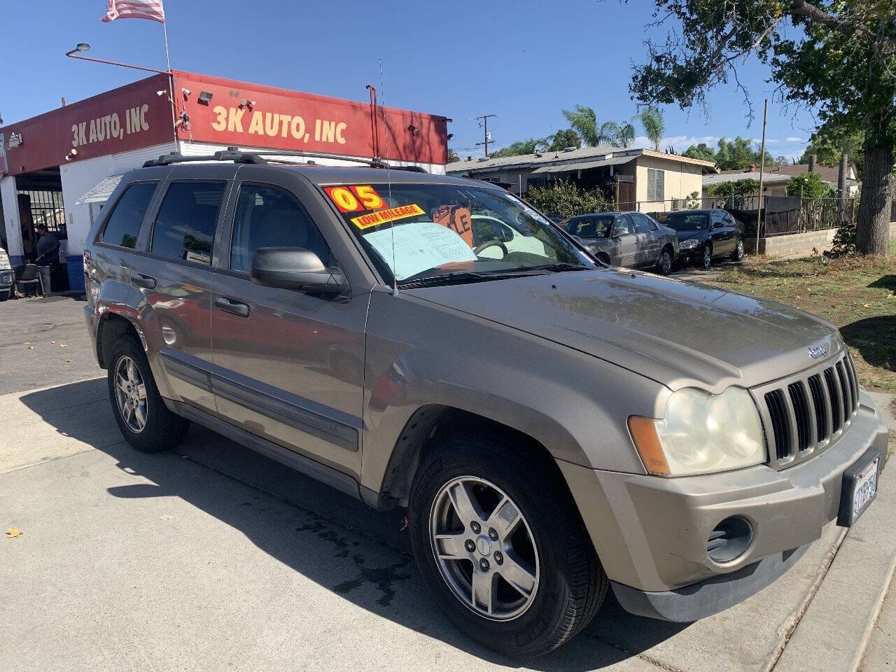 Used 2005 Jeep Grand Cherokee Laredo w/ Cargo Convenience Group RWD image 7