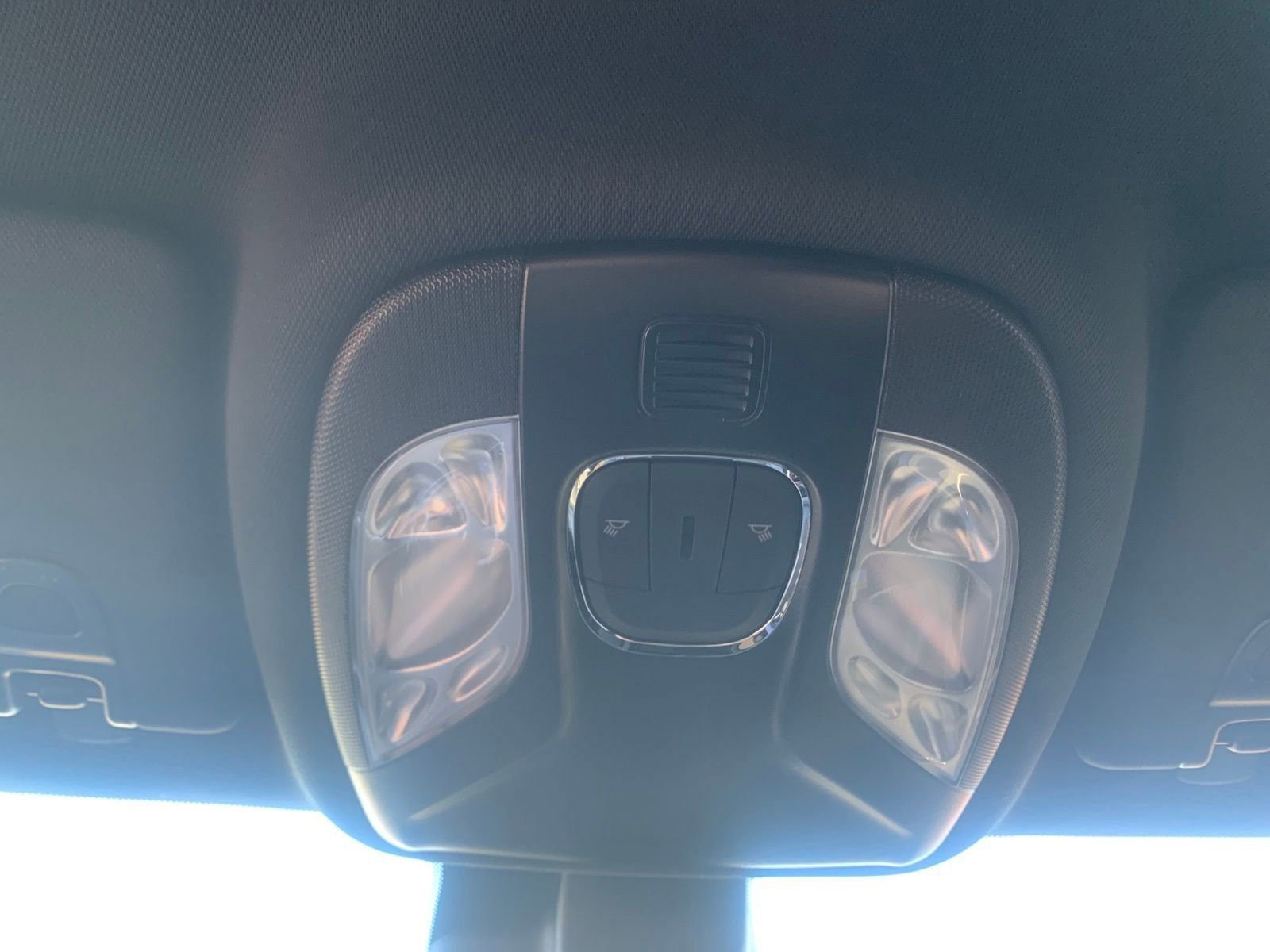 New 2026 Jeep Compass Latitude AWD/4WD image 19