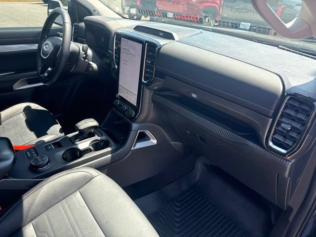 Used 2024 Ford Ranger Lariat w/ FX4 Off-Road Package AWD/4WD image 16