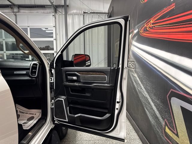 Used 2020 RAM 2500 Laramie AWD/4WD image 25