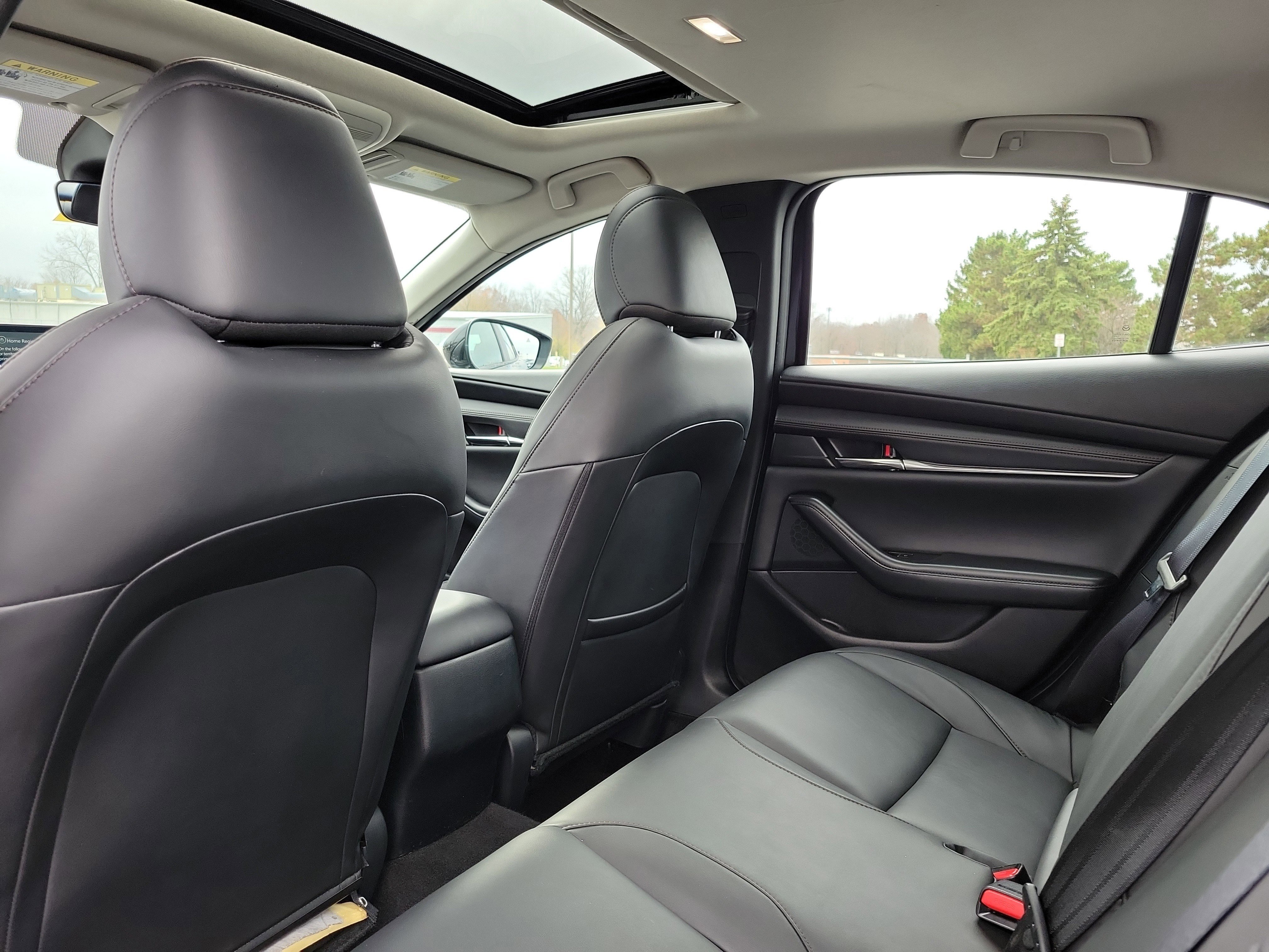 Used 2025 MAZDA MAZDA3 s image 14