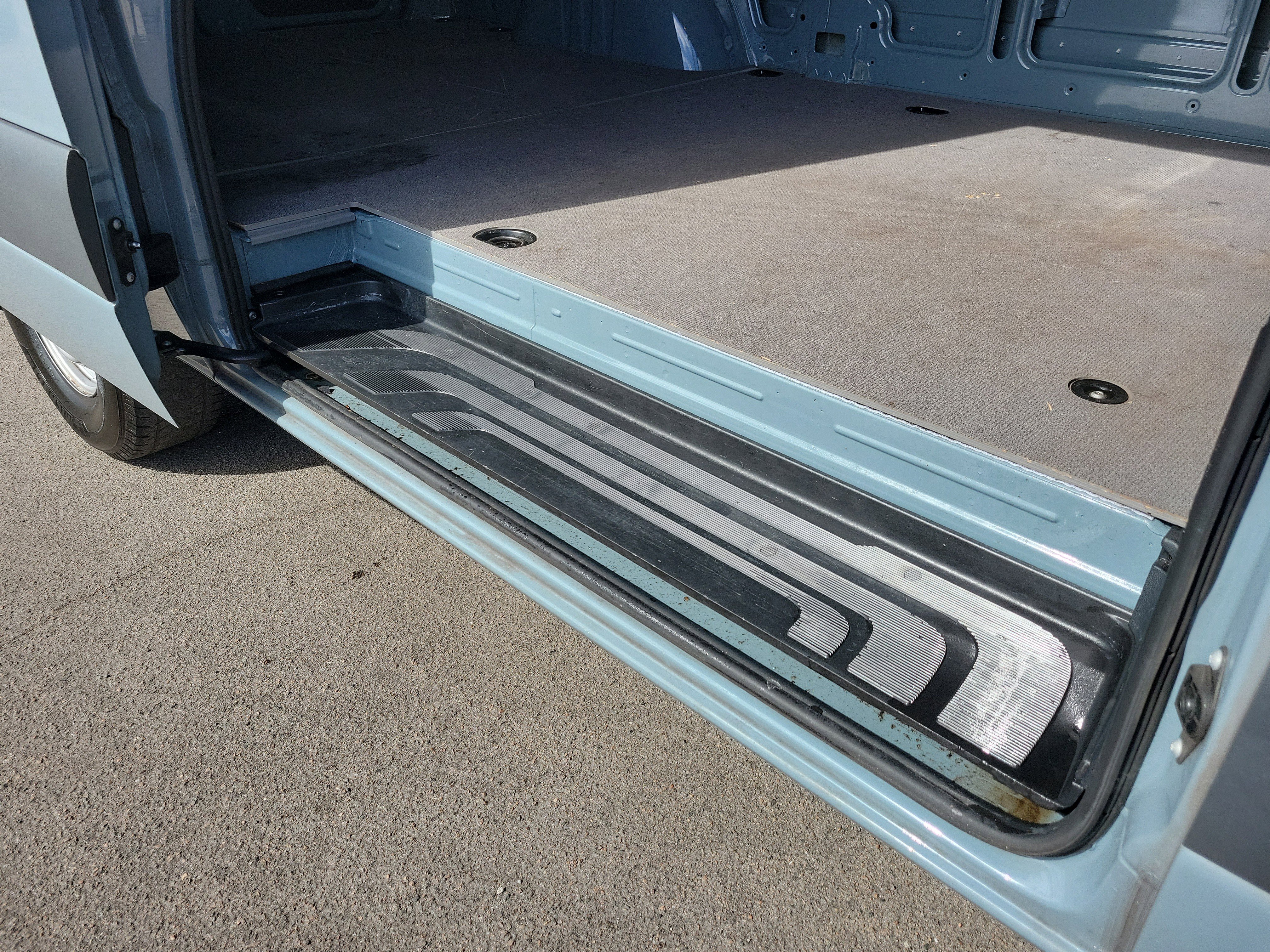 Used 2024 Mercedes-Benz Sprinter 2500 image 9