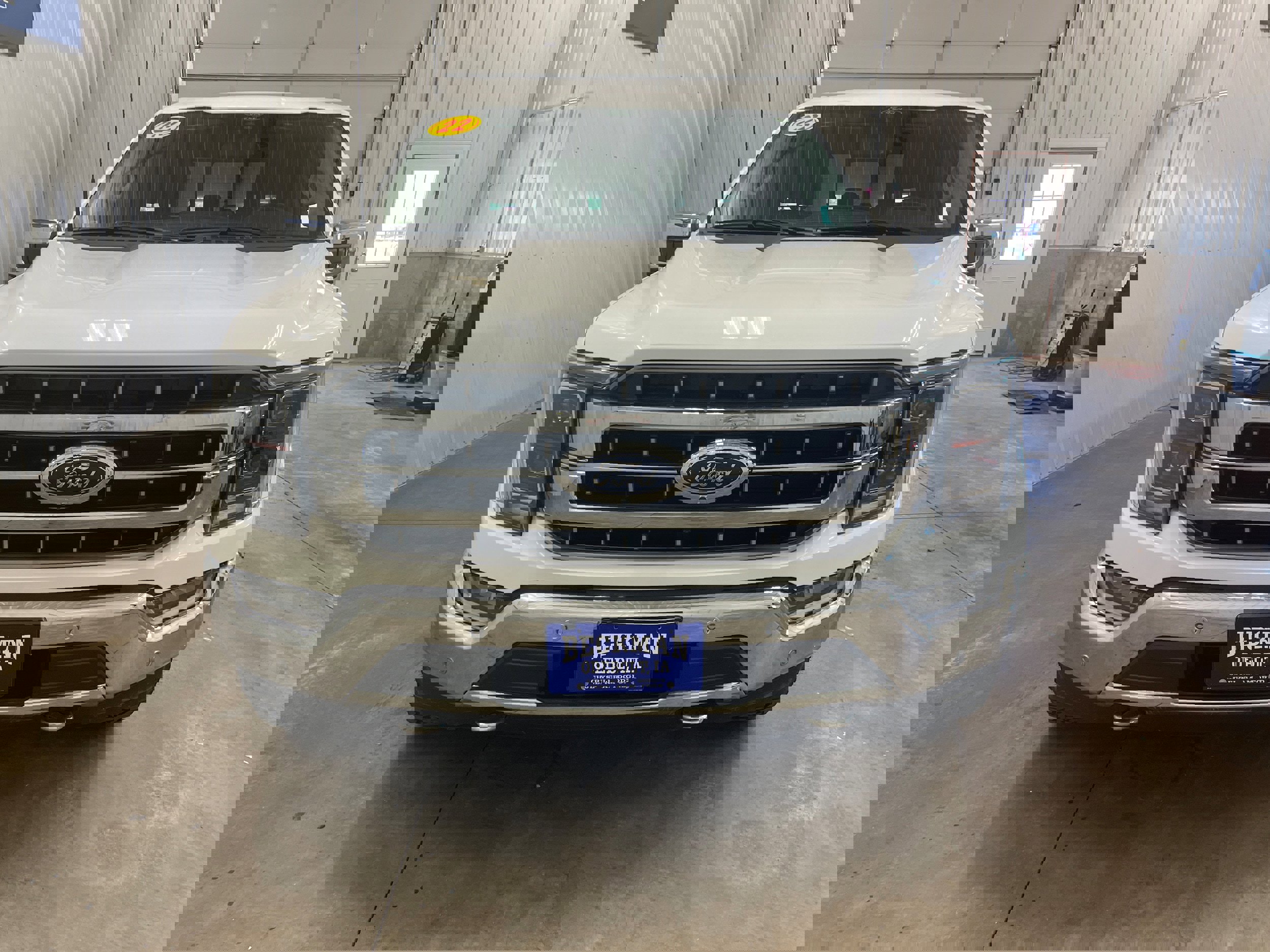 Used 2022 Ford F150 Lariat w/ Equipment Group 502A High image 8