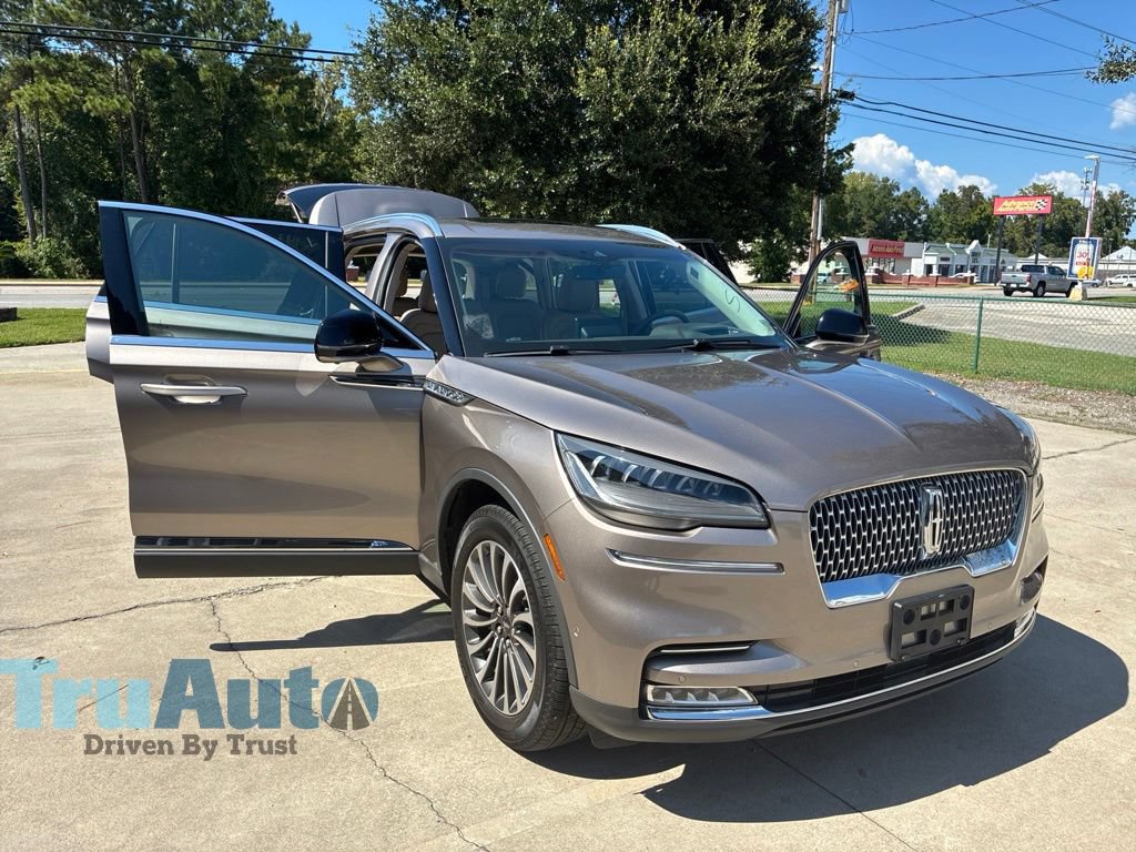 Used 2021 Lincoln Aviator Reserve w/ Equipment Group 201A AWD/4WD image 10