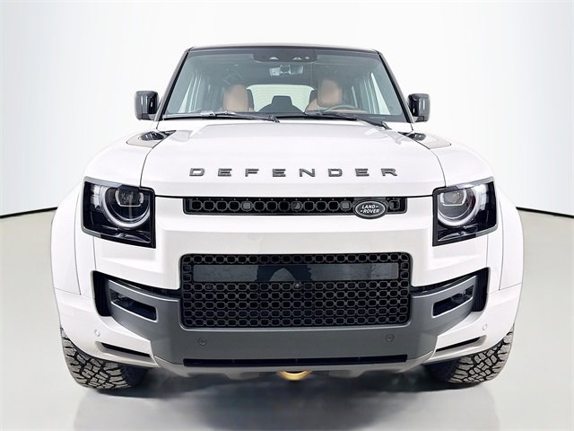 New 2026 Land Rover Defender 110 OCTA image 2