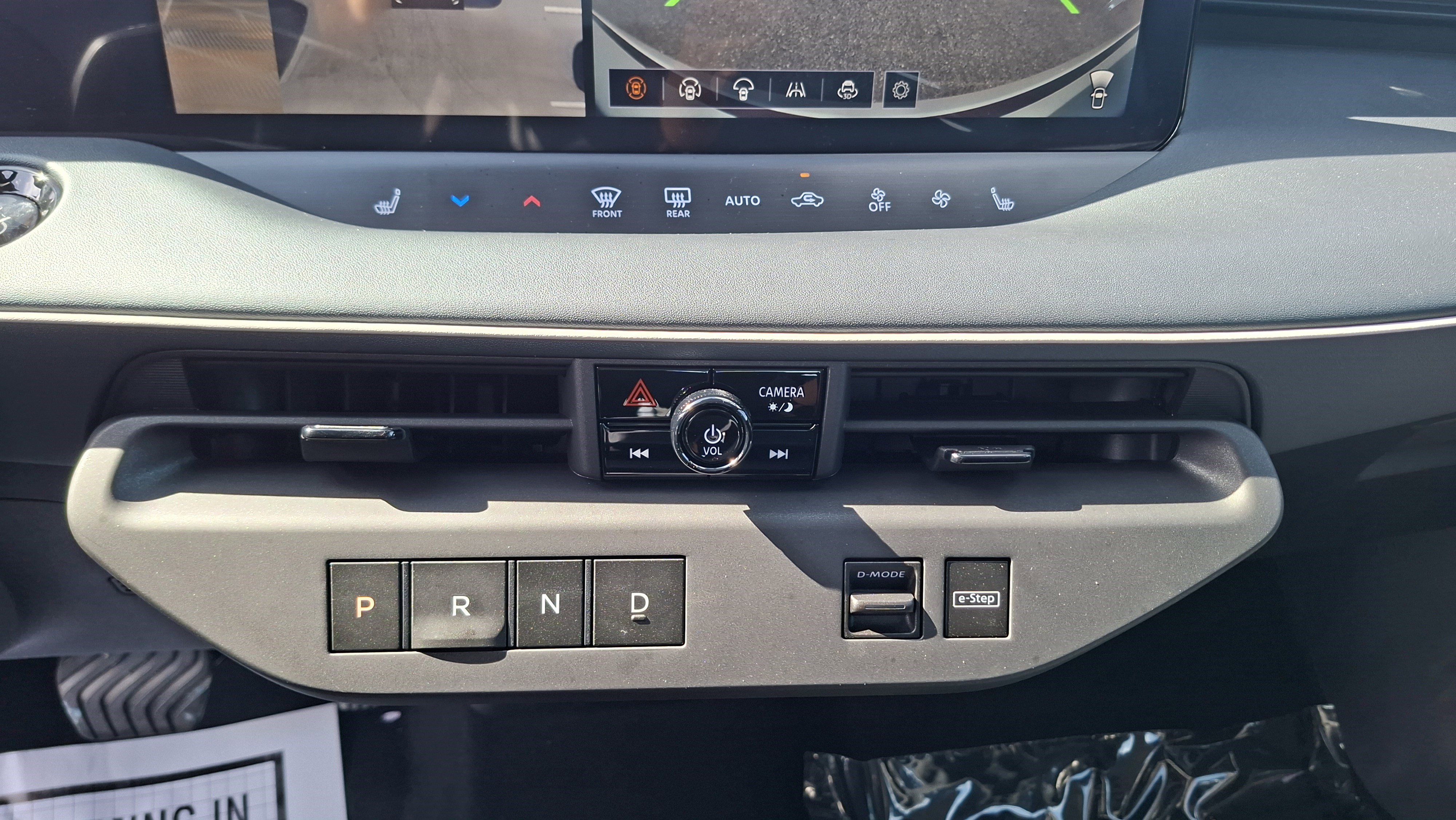 New 2026 Nissan Leaf SV+ image 10