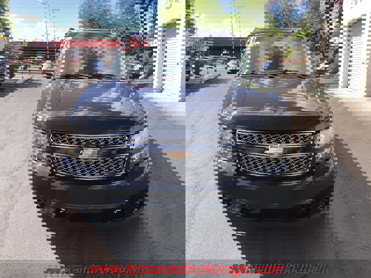 Used 2010 Chevrolet Avalanche LTZ image 2