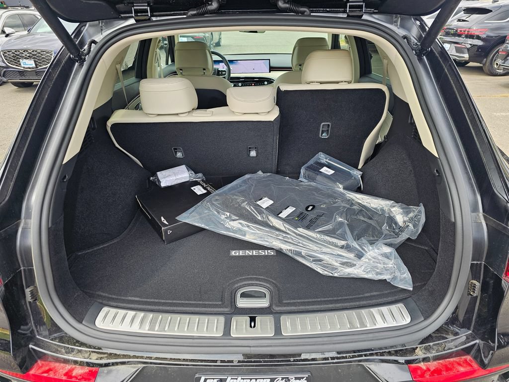 New 2026 Genesis GV70 2.5T Advanced AWD/4WD image 24