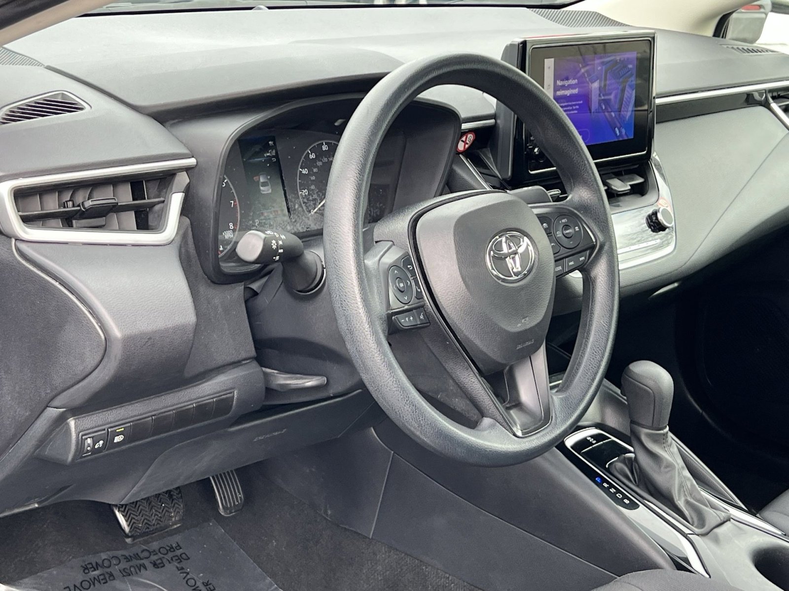 Used 2024 Toyota Corolla LE image 16