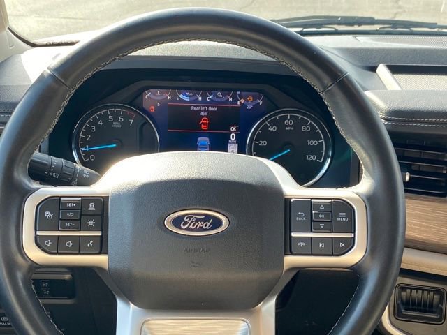 Used 2024 Ford Expedition Limited image 7
