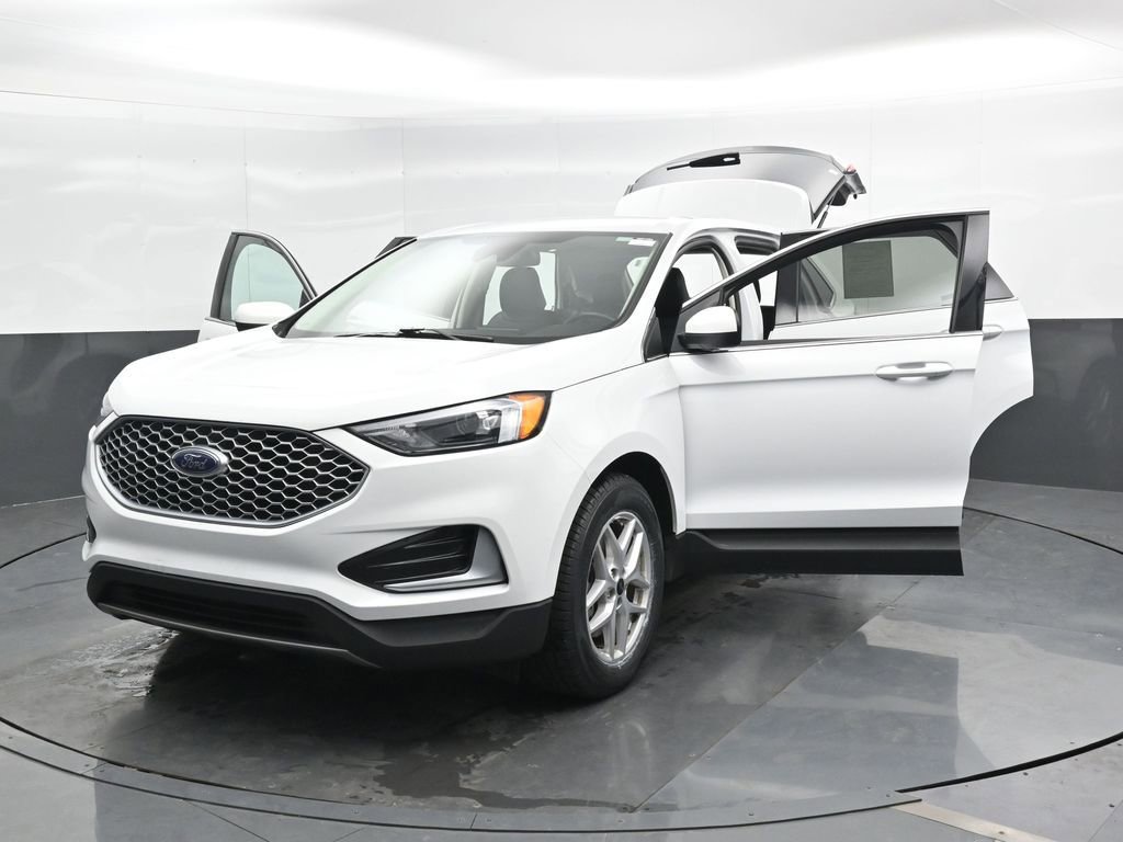 Used 2024 Ford Edge SEL image 53