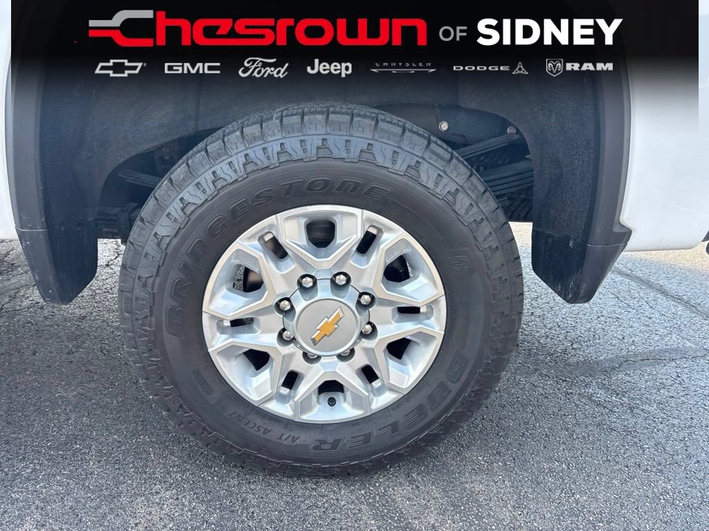 Used 2023 Chevrolet Silverado 3500 LT w/ Convenience Package AWD/4WD image 10
