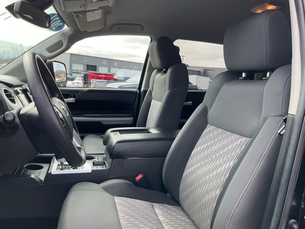 Used 2021 Toyota Tundra SR5 w/ TRD Off-Road Package image 17