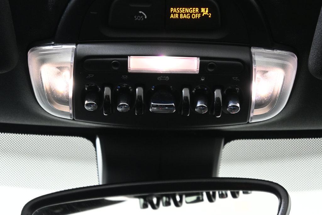 Used 2024 MINI Cooper S w/ Seaside Edition FWD image 28
