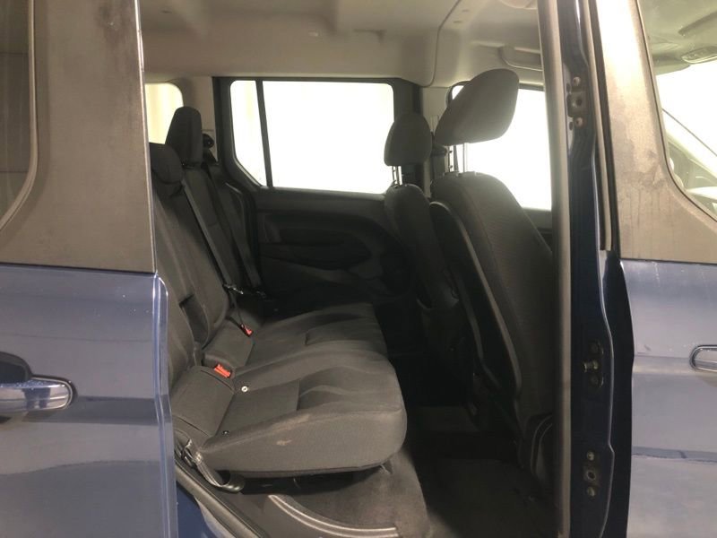Used 2016 Ford Transit Connect XLT image 10