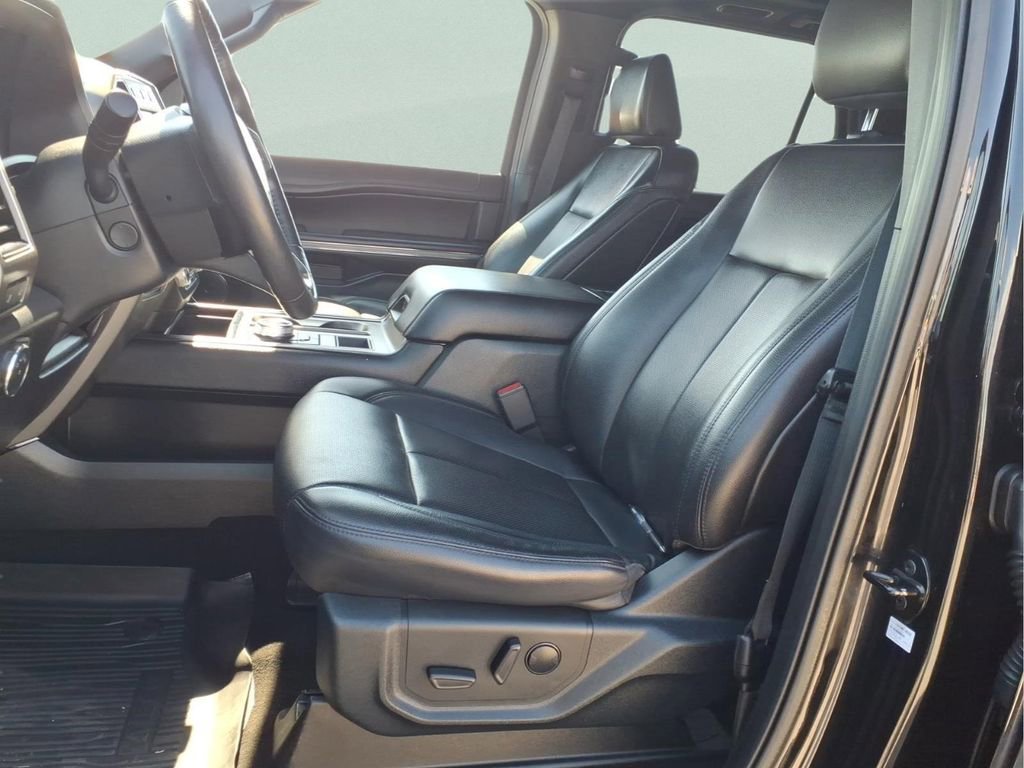 Used 2021 Ford Expedition Max XLT RWD image 12