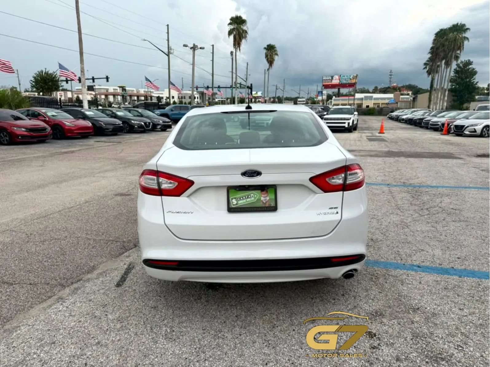 Used 2016 Ford Fusion SE FWD image 3