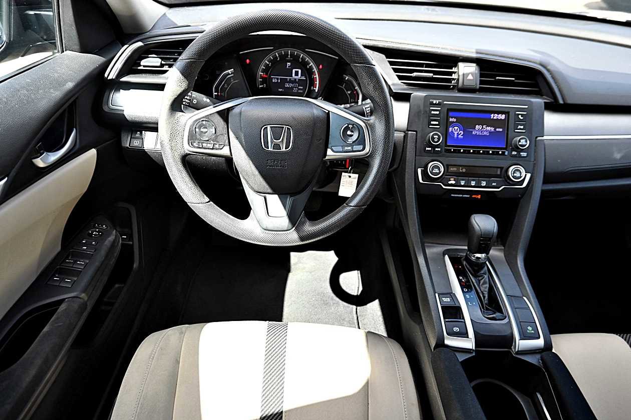 Used 2018 Honda Civic LX image 10