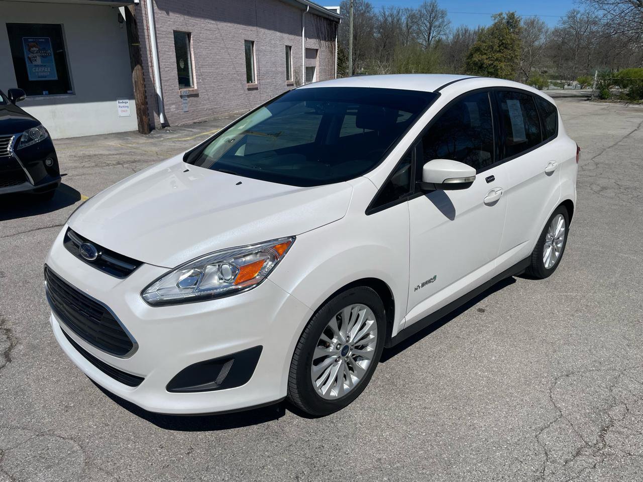 Used 2017 Ford C-MAX SE w/ Cold Weather Package image 10