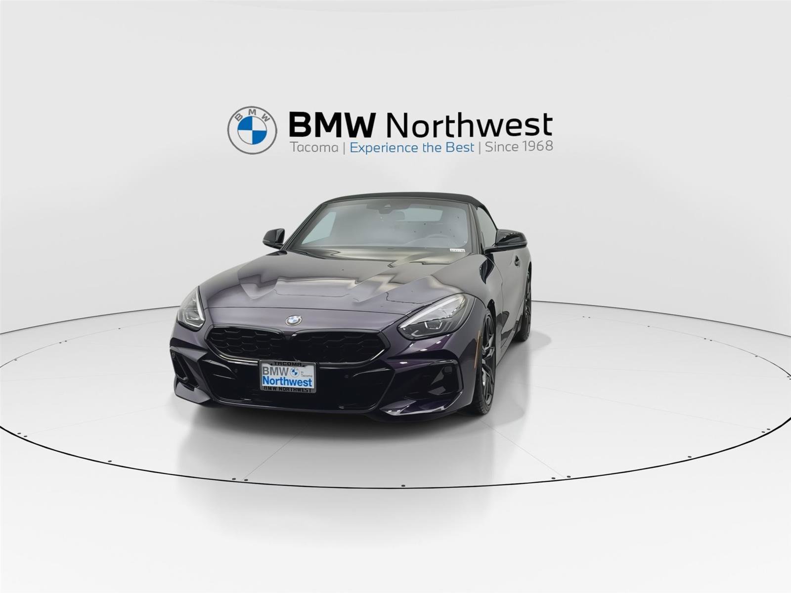 Used 2024 BMW Z4 M40i w/ Premium Package image 8