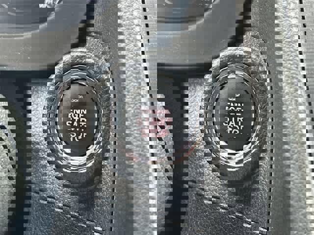 Used 2015 Subaru Forester 2.5i Touring w/ Eyesight & Navigation System image 11