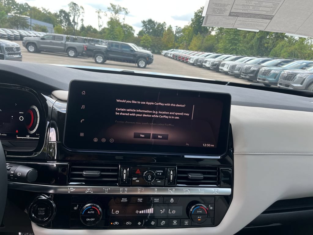 New 2026 Nissan Pathfinder SL FWD image 16