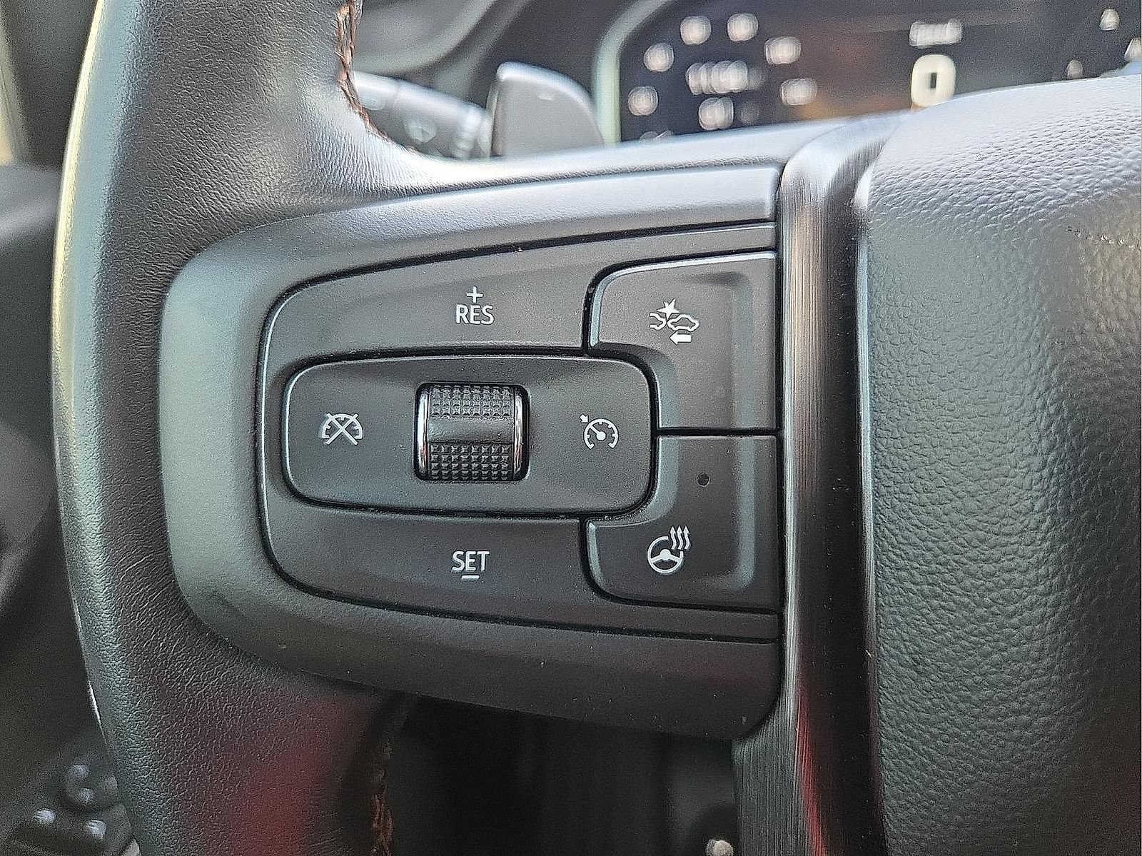 Certified 2022 GMC Sierra 1500 AT4 w/ AT4 Premium Package AWD/4WD image 12