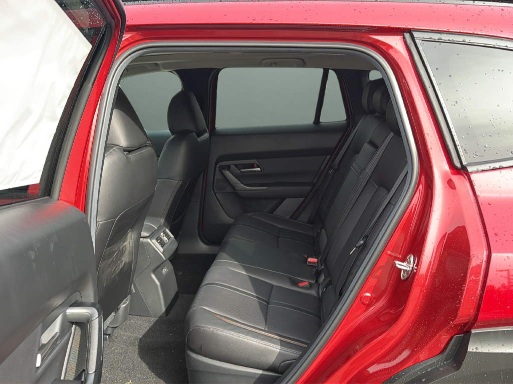 New 2026 MAZDA CX-50 AWD 2.5 Hybrid w/ Weather Package image 18
