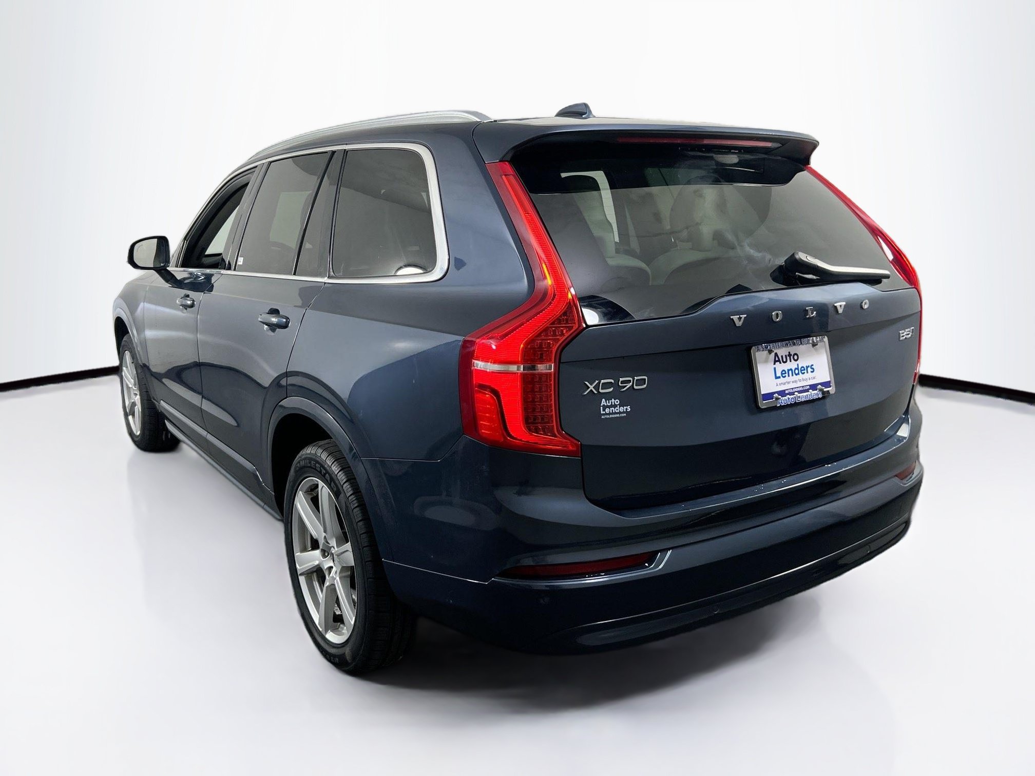Used 2023 Volvo XC90 B5 Core AWD/4WD image 7