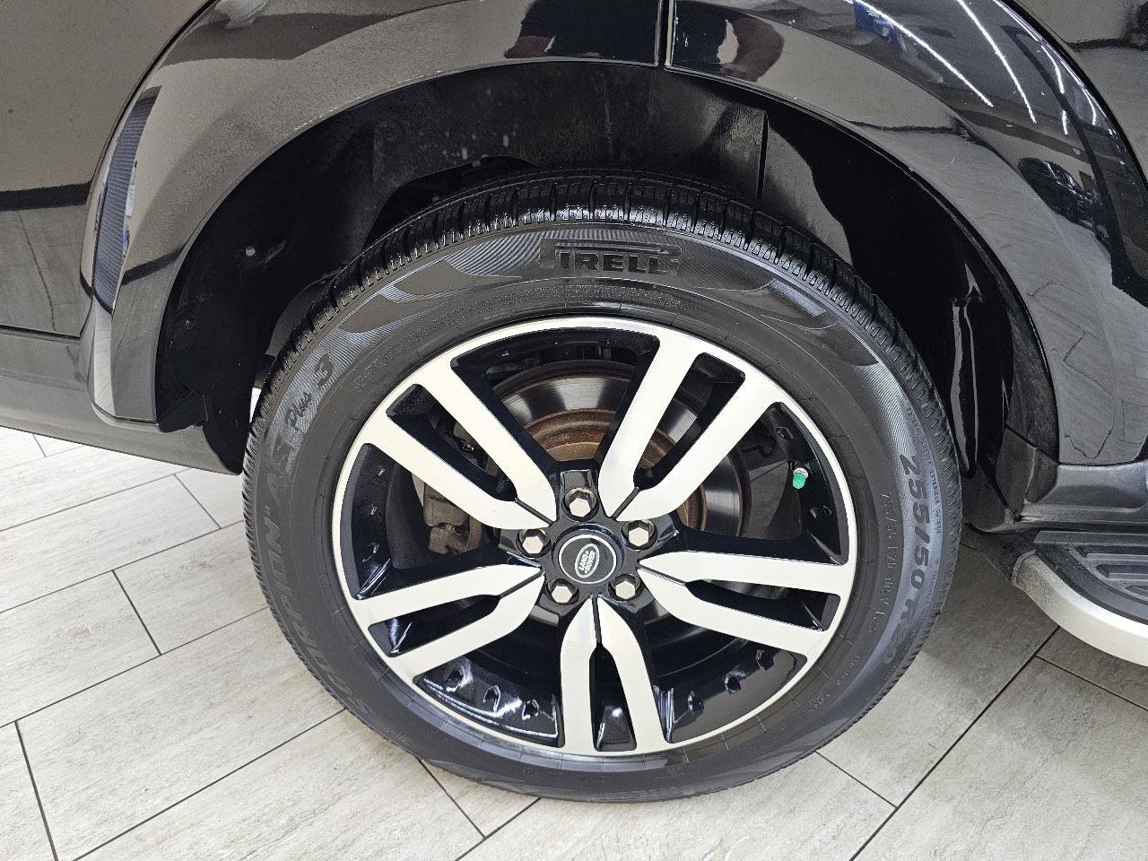 Used 2016 Land Rover LR4 HSE LUX AWD/4WD image 45
