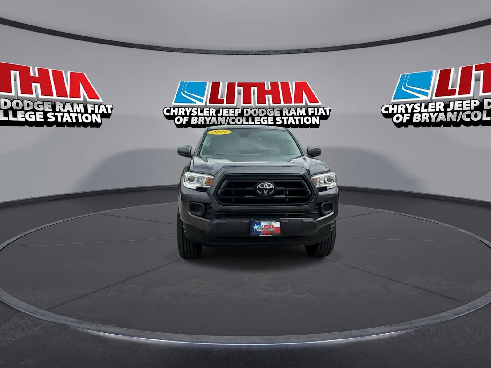 Used 2021 Toyota Tacoma SR w/ SR Convenience Package image 3