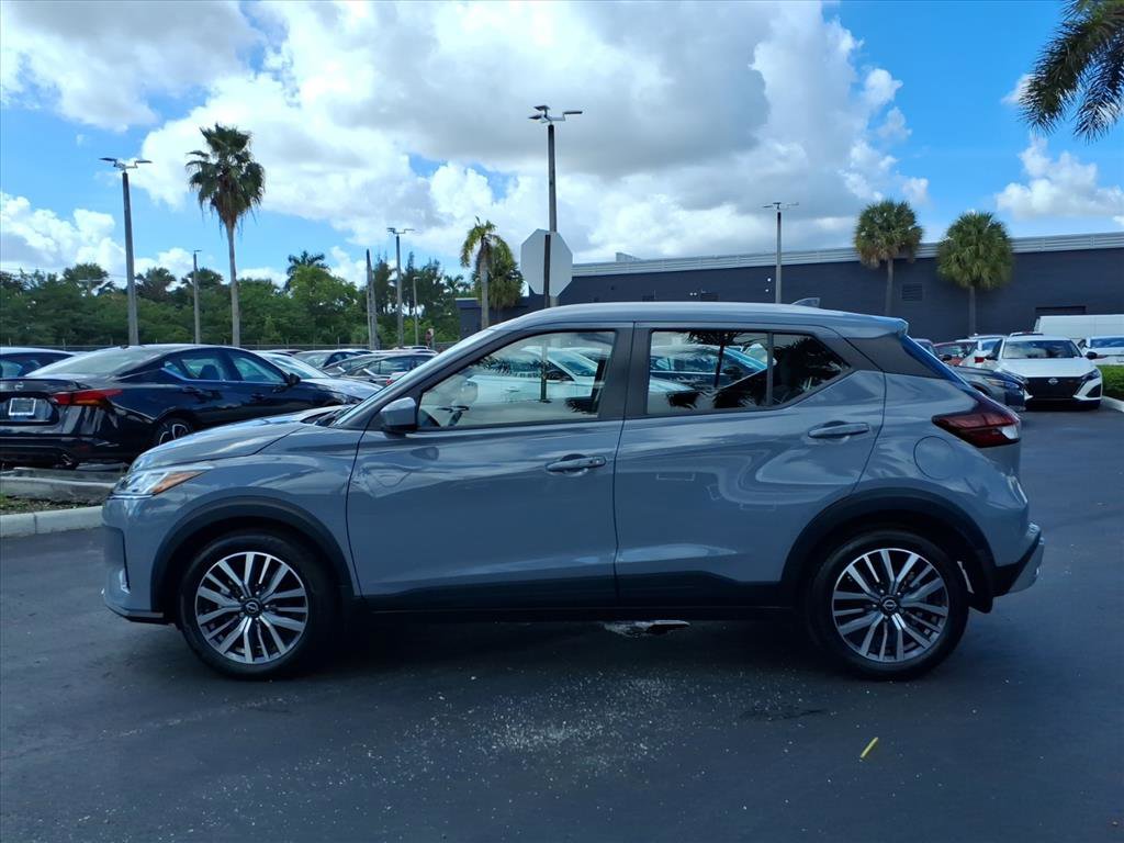 Certified 2024 Nissan Kicks SV image 2