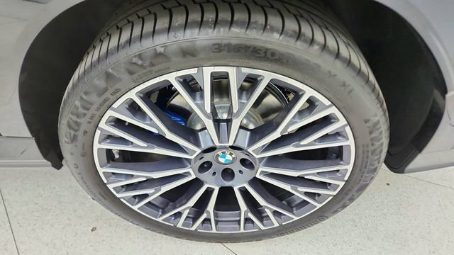 Used 2026 BMW X6 xDrive40i image 59