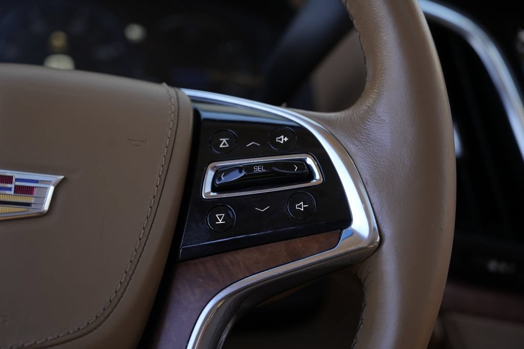 Used 2015 Cadillac Escalade ESV Platinum AWD/4WD image 45