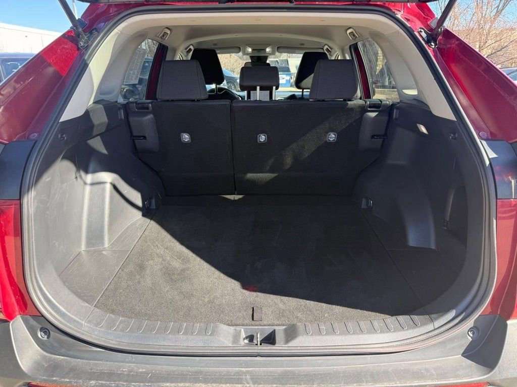 Used 2024 Toyota RAV4 LE image 5