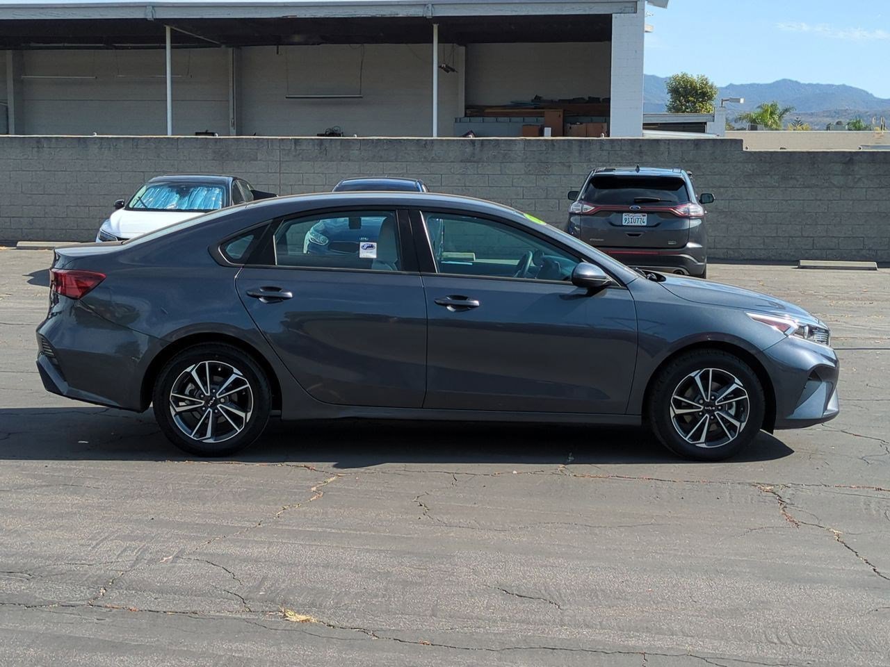 Used 2022 Kia Forte LXS image 5