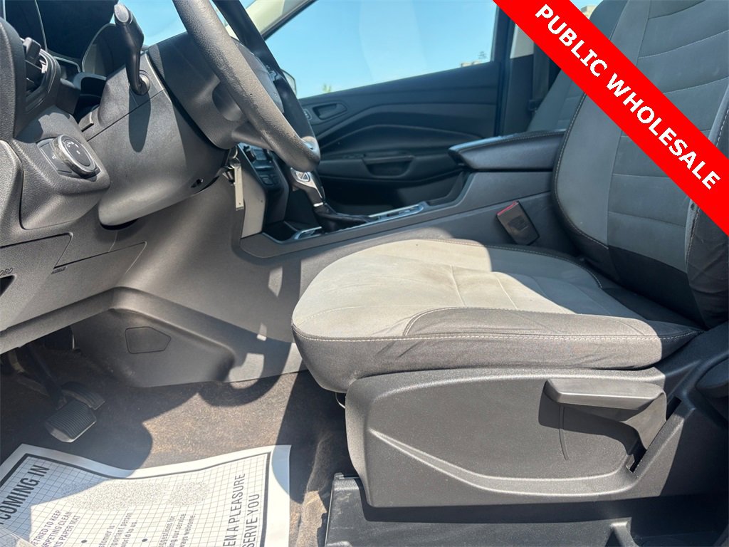 Used 2019 Ford Escape S image 20