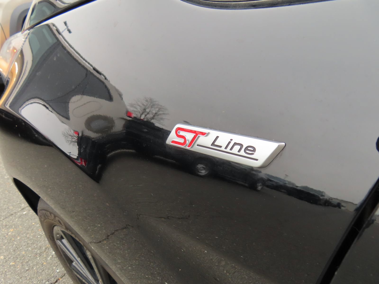 Used 2019 Ford Fiesta ST-Line w/ ST Line Cold Weather Package image 11