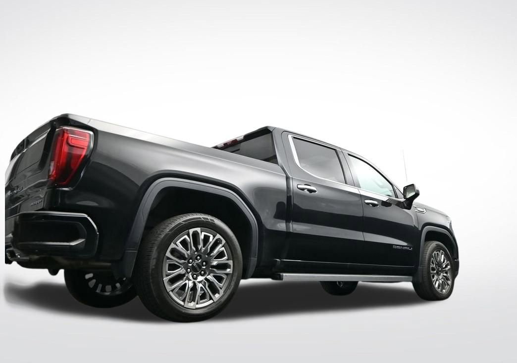 Used 2023 GMC Sierra 1500 Denali w/ Denali Reserve Package AWD/4WD image 45