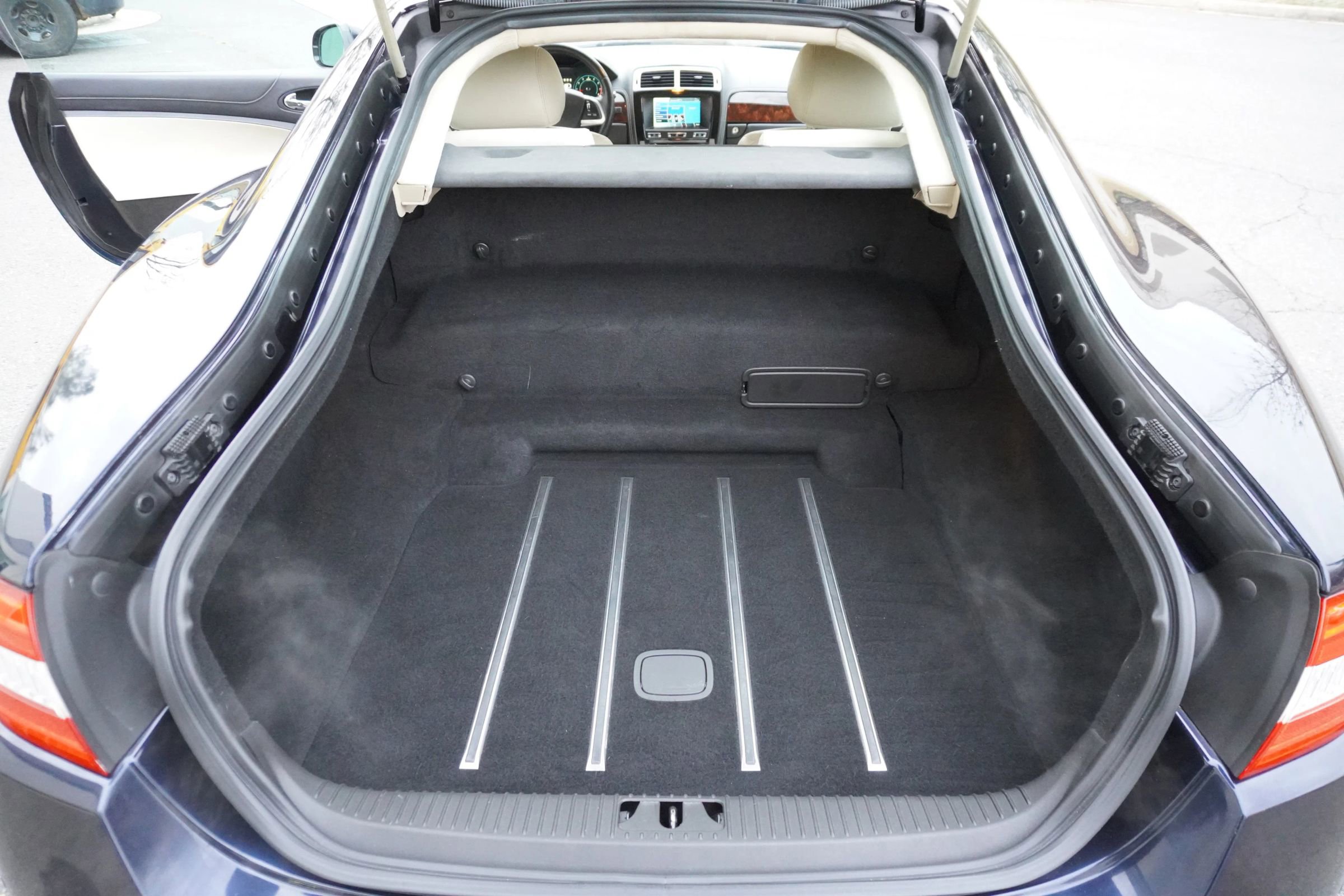 Used 2012 Jaguar XKR R image 13