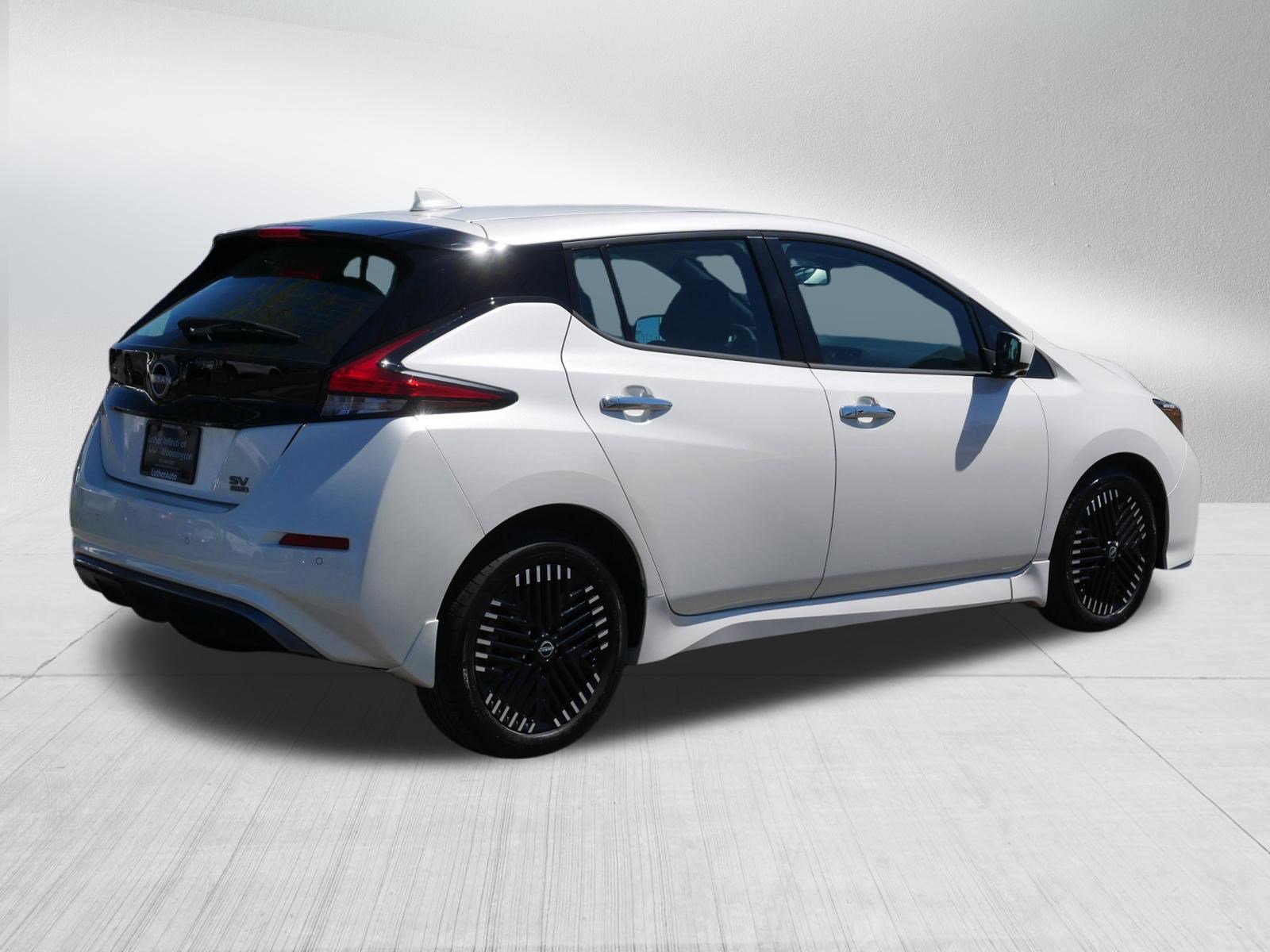 Used 2023 Nissan Leaf SV Plus FWD image 7