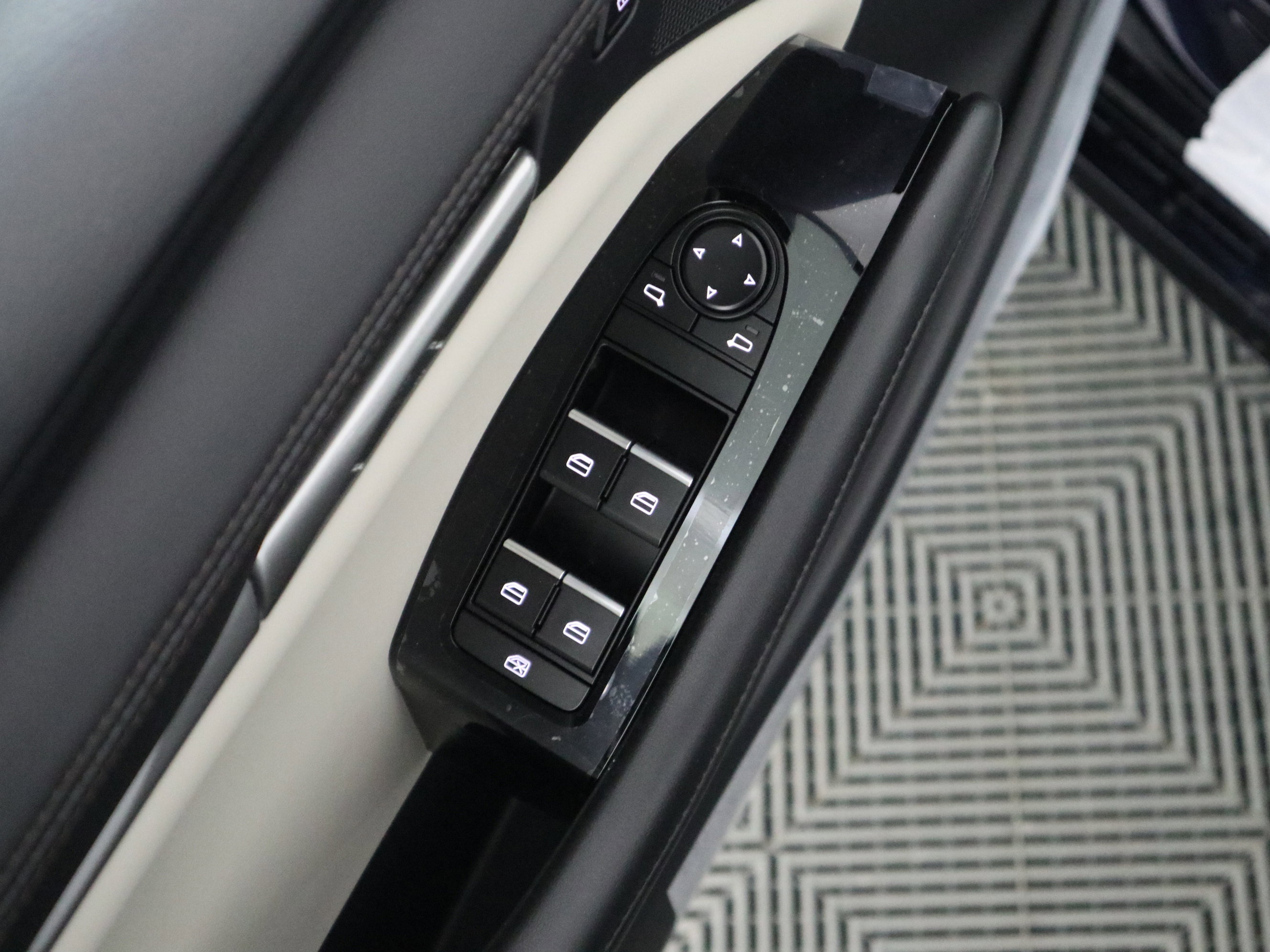 New 2026 MAZDA MAZDA3 2.5 S Sedan w/ Preferred Pkg image 33